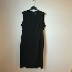Rare Tiffany & CO WARDROBE black dress !!  Size 6
Official uniform. Never worn